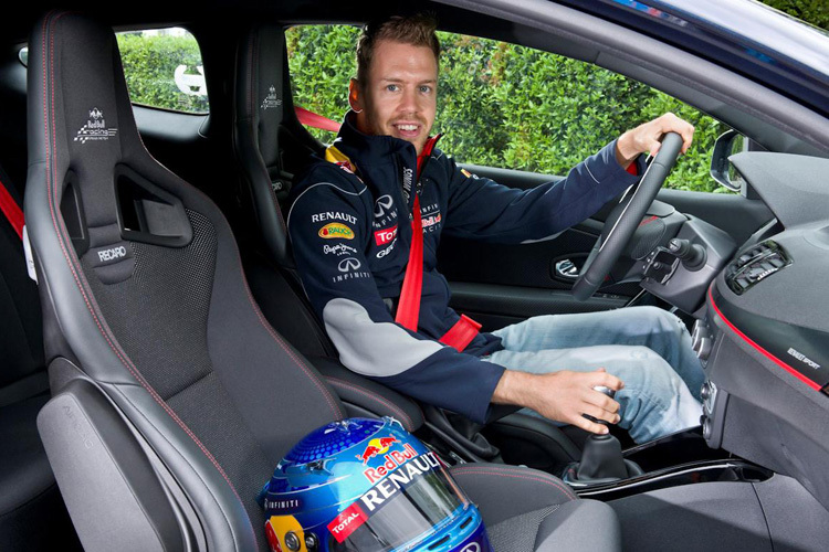Wenn das Einhorn mal nicht zur Stelle ist, fährt Sebastian Vettel auch Strassenautos