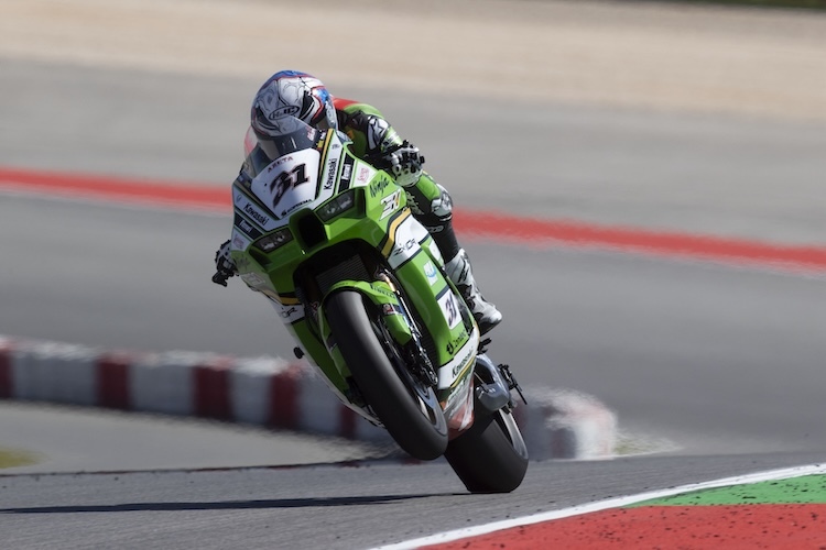 Die Kawasaki erzeugt weniger Abtrieb, hat dafür aber einen geringeren Luftwiderstand