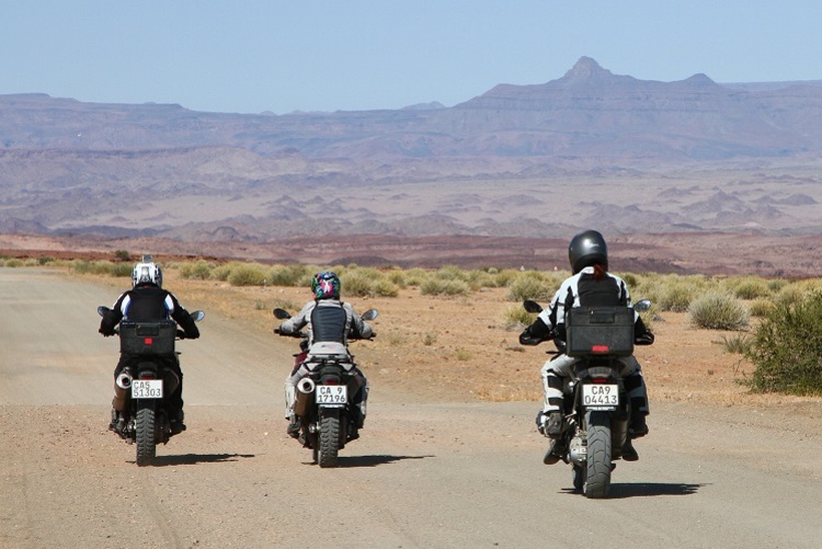 Motorradreise in Namibia: Im Winter unter Afrikas Sonne statt unter der Nebeldecke Nordeuropas 