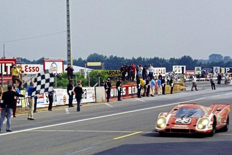 Am Ziel: Erster Le Mans-Gesamtsieg für Porsche, 1970 mit Hans Herrmann und Dick Attwood