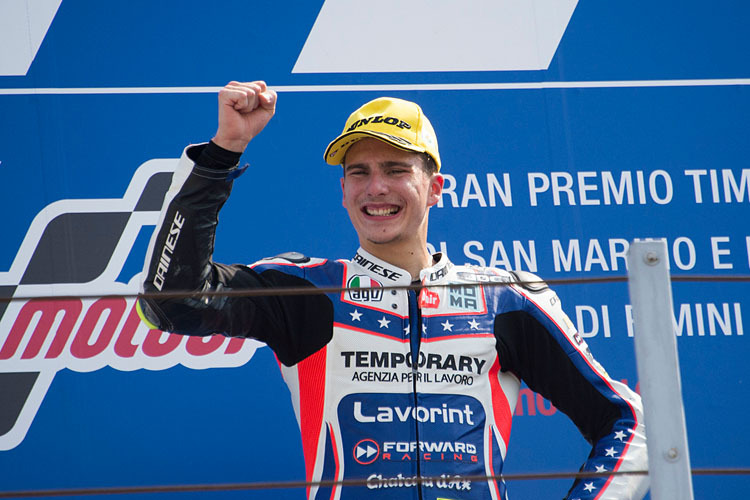 Die Freude über seinen ersten GP-Sieg ist Lorenzo Baldassarri ins Gesicht geschrieben