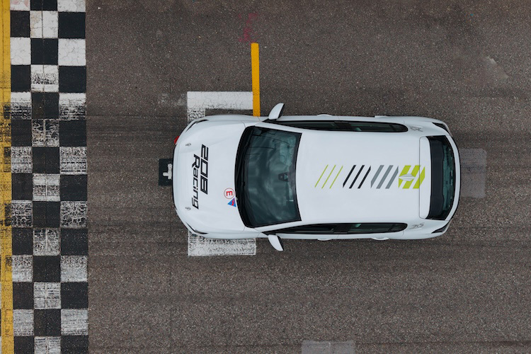 Perfekt-f-r-Einsteiger-Neuer-Peugeot-208-Racing-TC6