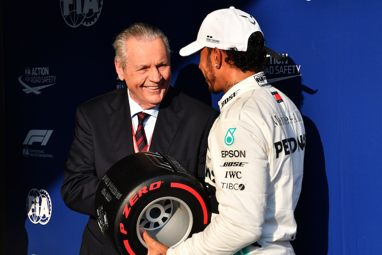 Alan Jones 2019 mit Lewis Hamilton