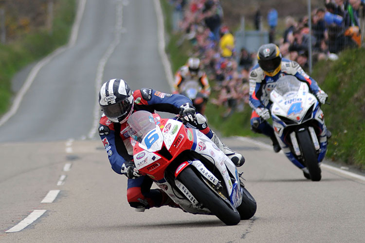 2013 gewann Michael Dunlop auf der PTR-Honda beide Supersport-Rennen