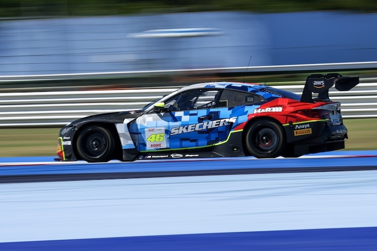 Der BMW M4 GT3 mit der Startnummer #46 war nach einer Rennstunde siegreich