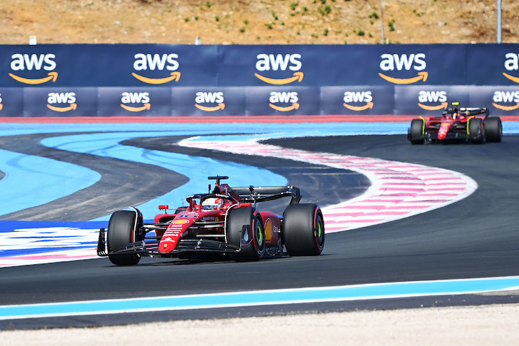 Charles Leclerc vor Carlos Sainz auf dem Circuit Paul Ricard