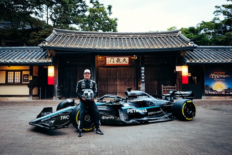Valtteri Bottas vor seinem W13