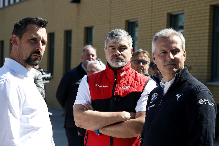 R-Motorsport-Teamchef Florian Kamelger, Audi-Motorsportchef Dieter Gass und BMW-Motorsportdirektor Jens Marquardt (v.l.)
