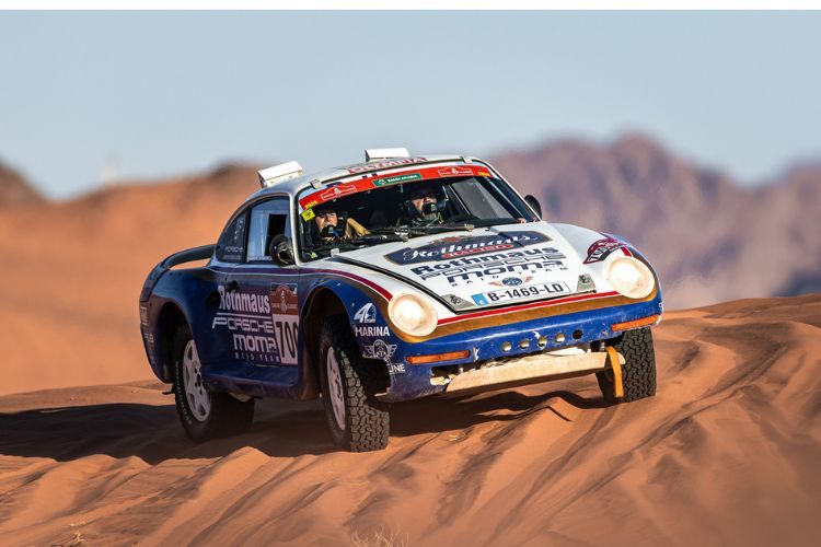 Viva Dakar: Das spanische Duo Juan Morera/Lidia Morena im Porsche