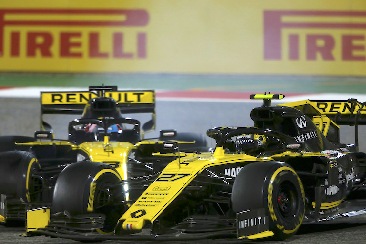 Nico Hülkenberg  und Daniel Ricciardo lieferten sich im Bahrain-GP ein hartes Duell, bevor sie fast gleichzeitig ausfielen