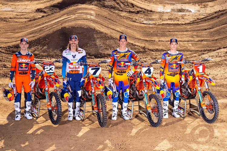 Das KTM Werksteam mit Beaumer, Plessinger, Sexton und Vialle