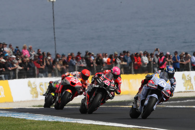 Visão  Corrida de MotoGP do GP da Austrália antecipada para sábado pelo  mau tempo