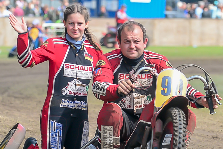 Manuel Meier und Beifahrerin Lena Siebert wurden in Pfarrkirchen neue DMSB-Meister Seitenwagen