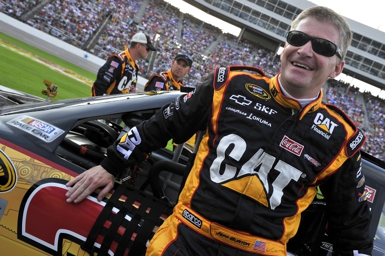 Jeff Burton fährt weiterhin für RCR