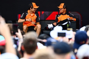 Mika Häkkinen betont: Einer der beiden McLaren-Stars Lando Norris und Oscar Piastri wird eine bittere Niederlage einstecken müssen)