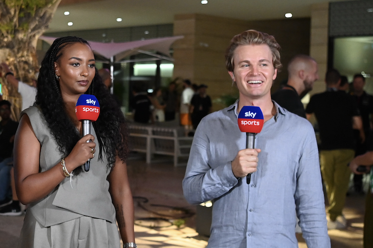 Naomi Schiff und Nico Rosberg an der Arbeit für Sky