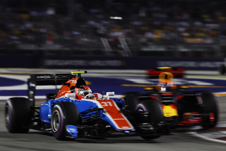 Esteban Ocon gegen Max Verstappen in Singapur