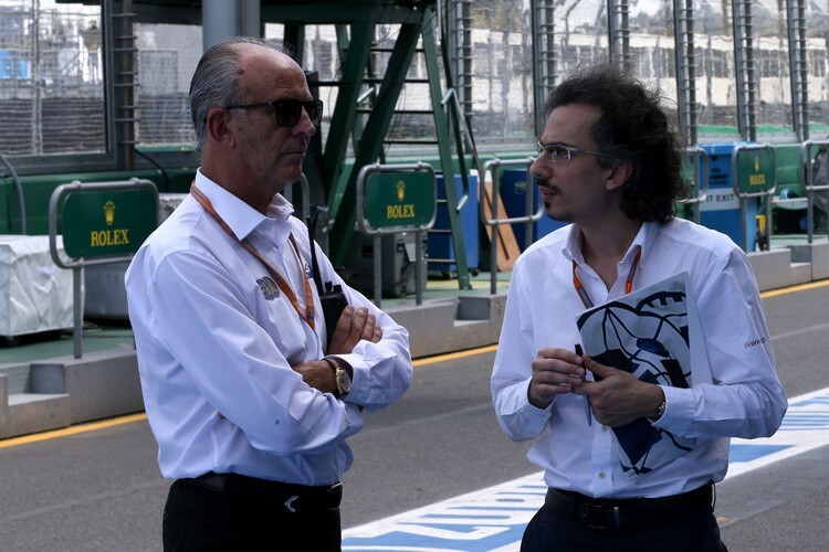 Laurent Mekies (rechts) mit dem früheren Formel-1-Fahrer Tim Schenken
