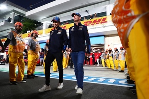 Sergio Pérez und Max Verstappen 2024 in Katar)