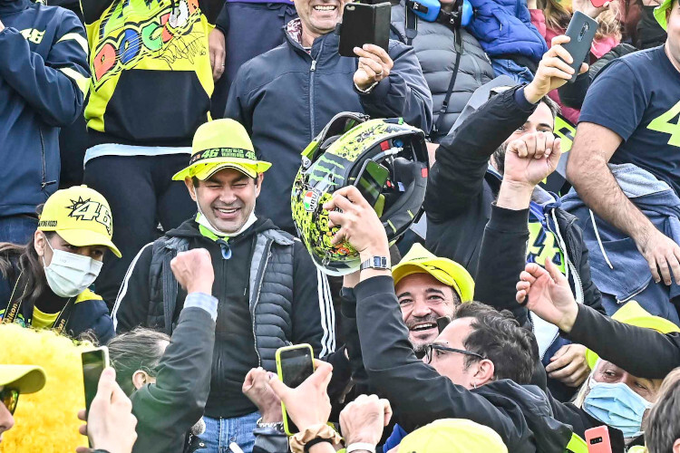 Der wohl glücklichste Rossi-Fan auf Erden