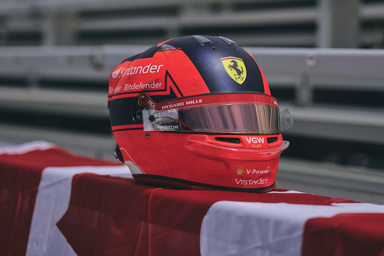 Die Helmfarben von Villeneuve für Leclerc
