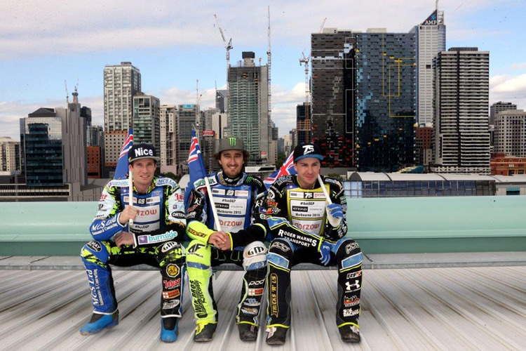 Jason Doyle, Chris Holder und Troy Batchelor (v.l.) vor der Skyline Melbourne