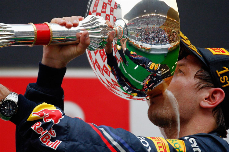 Sebastian Vettel: Wann kann er wieder als Sieger Champagner schlürfen?