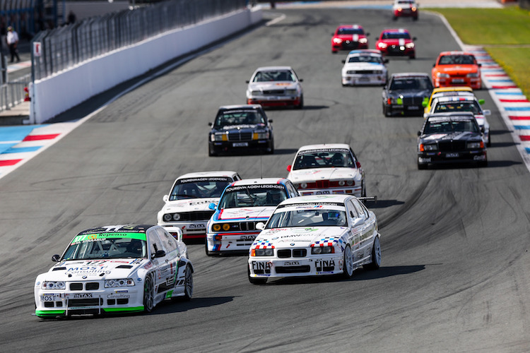  Morton Laulund Straarup gewann im BMW M3 der Generation E36 beide Rennen der Tourenwagen Legenden