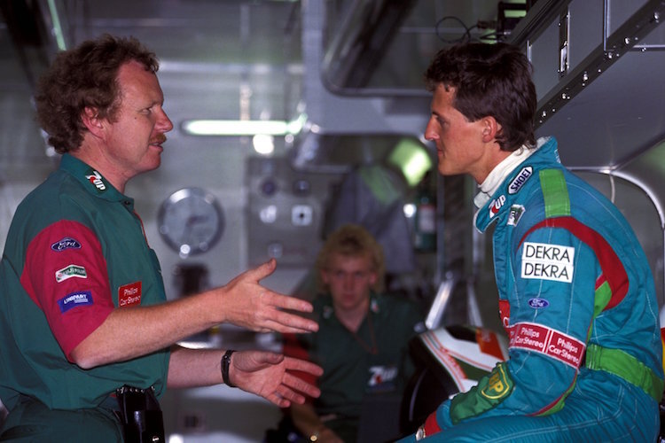 Jordan-Teammanager Trevor Foster und Michael Schumacher