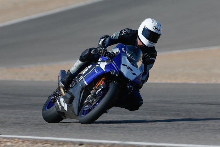 Die neue Yamaha R1 muss noch viele Testfahrten absolvieren, um in der Superbike-WM bestehen zu können