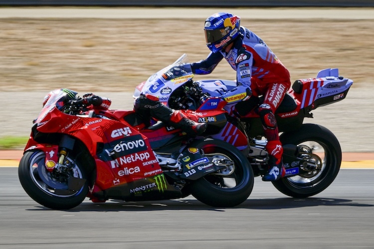 Le moment où il était trop tard : Márquez et Bagnaia se sont retrouvés coincés