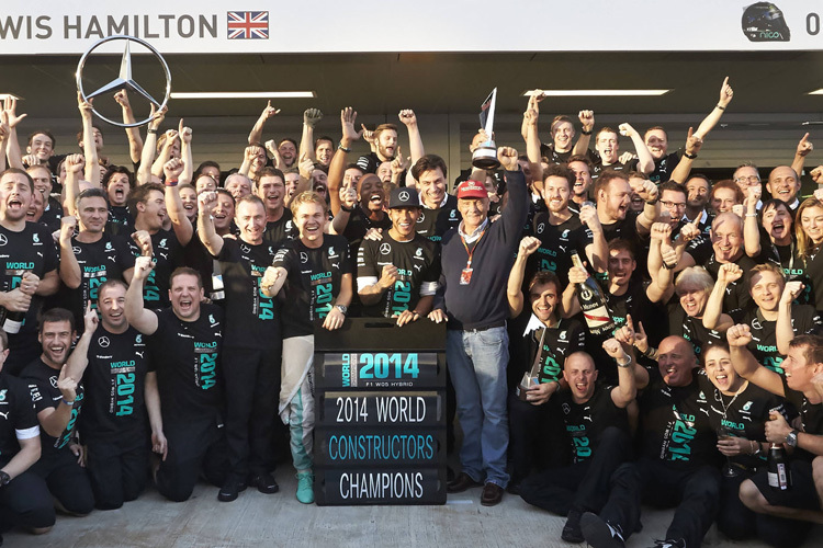 Vor knapp einem Jahr feierte Mercedes seinen ersten Formel-1-WM-Titel bei den Konstrukteuren