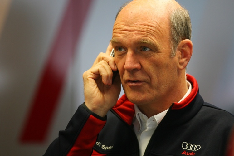 Audi-Sportchef Dr. Ullrich ärgert sich über die Regeländerung
