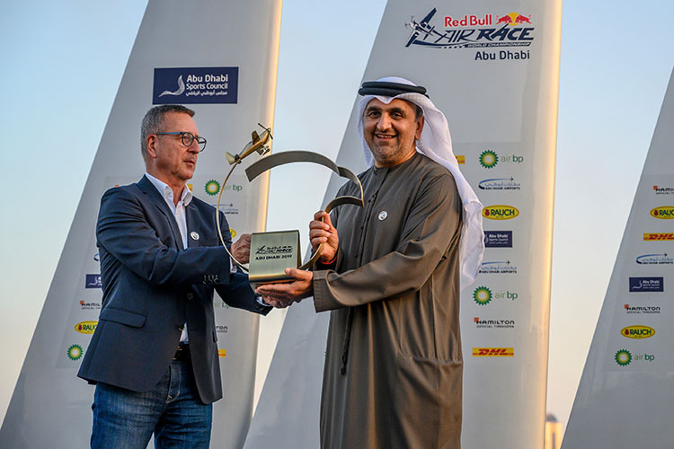 Erich Wolf mit Hoheit Aref Hamad Al Awani in Abu Dhabi 2019