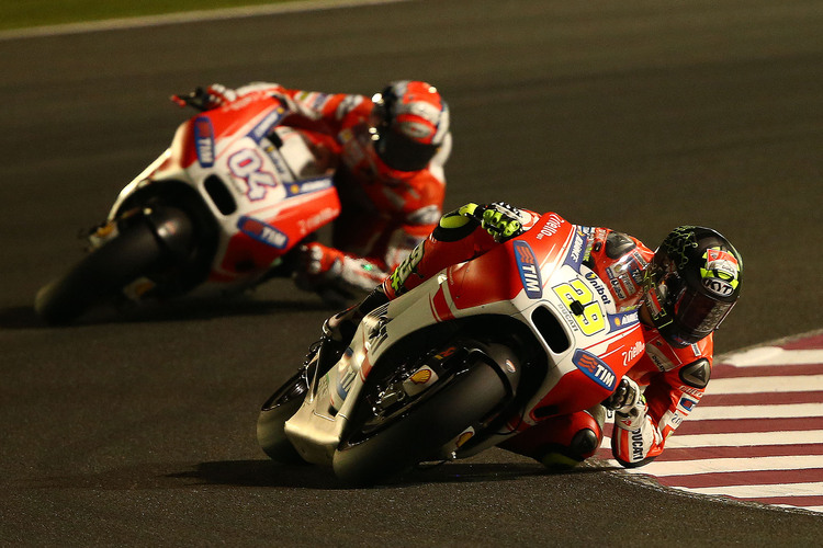 Katar-Nachttest: Andrea Iannone (29) vor Andrea Dovizioso (beide Ducati)