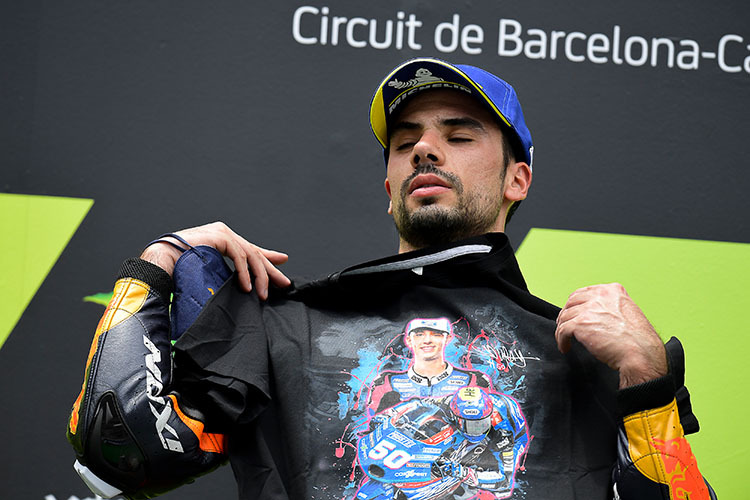 Miguel Oliveira mit dem Jason-Dupasquier-T-Shirt in Katalonien