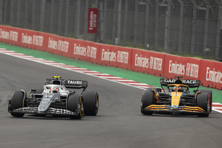Daniel Ricciardos Versuch, Yuki Tsunoda zu überholen scheiterte – trotzdem spricht Martin Brundle von einem vernünftigen Rennen
