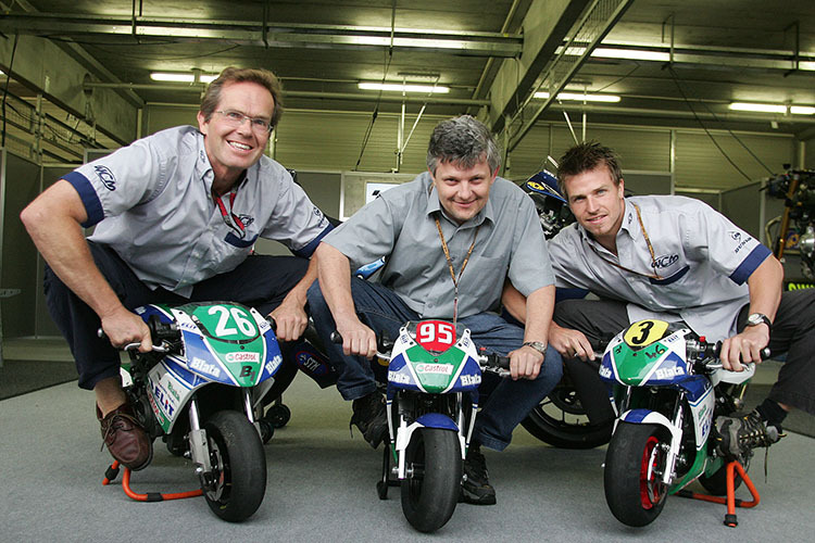 Brünn-GP 2004: Clifford, Blata und Fahrer James Ellison