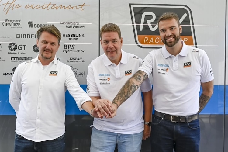 Johan Stigefelt (li.) unterstützt die Mannschaft RW Racing GP