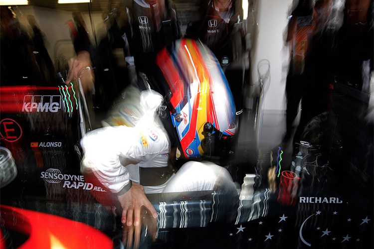 Fernando Alonso freut sich aufs Fahren