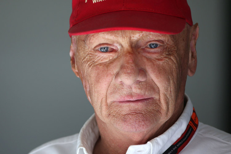 Niki Lauda gestand nach dem Monaco-Debakel, der Lewis Hamilton den Sieg kostete: «s gab eine Verwirrung am Funk, weil zu viele Leute reingeredet haben»