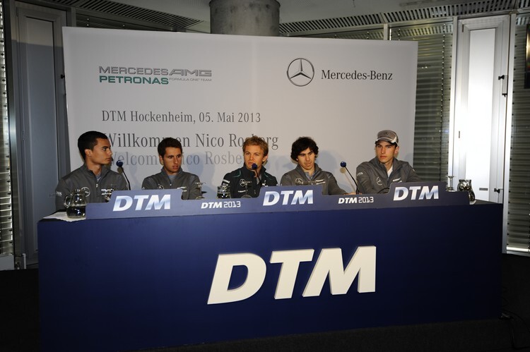 Nico Rosberg mit dem Mercedes-Nachwuchs
