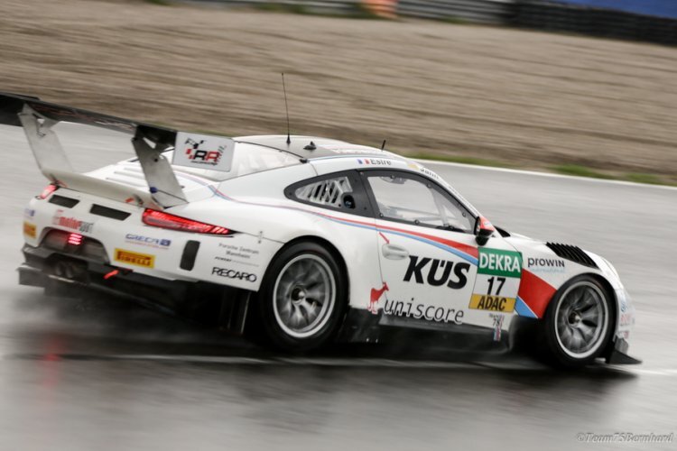 Der Porsche vom Team 75 Bernhard beim ADAC GT Masters in Zandvoort