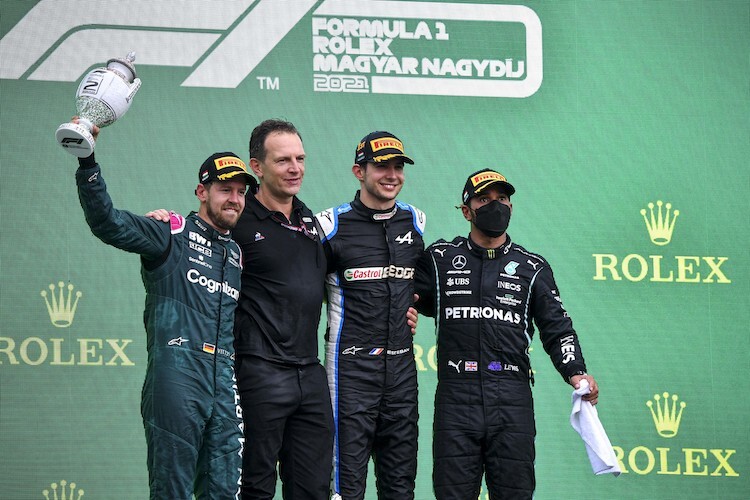 Ungarn-Sensation 2021: Esteban Ocon (Zweiter von rechts) gewinnt seinen ersten Grand Prix