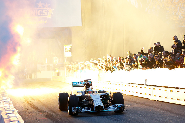 Lewis Hamilton bei Stars & Cars 2014