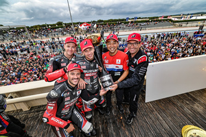 Die großen Sieger beim Bol d'Or: Suzuki)