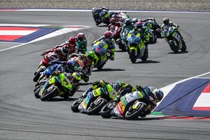 18 Fahrer werden an der MotoE-WM 2025 teilnehmen)