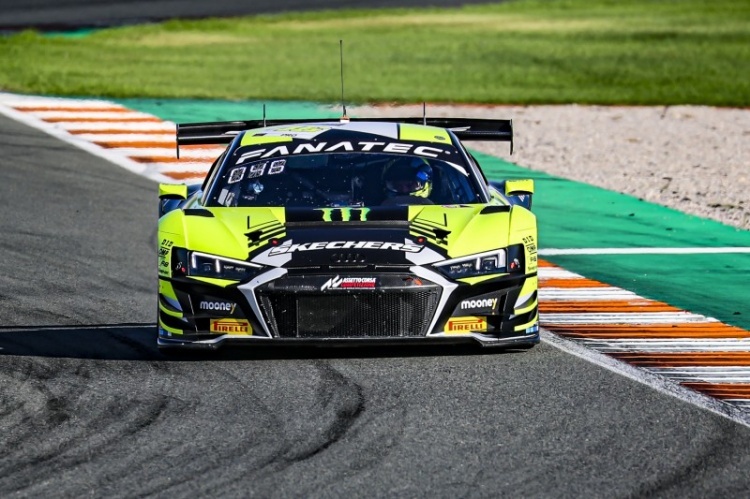 Diesen Audi R8 LMS GT3 evo II pilotiert Valentino Rossi 