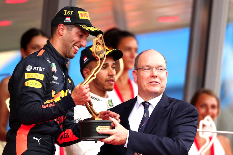 Daniel Ricciardo mit Fürst Albert von Monaco