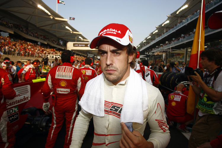 Alonso gibt nach Wut in Abu Dhabi den Coolen